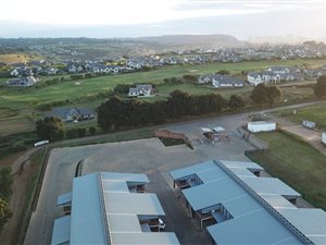 176 m² Commercial space in Waterfall