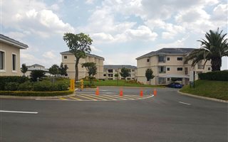2 Bedroom Apartment in Summerset