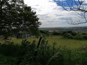 2400 m² Land available in Adams Mission