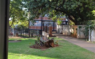 3 Bedroom Apartment in Muckleneuk