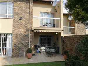 3 Bed Townhouse in Gallo Manor