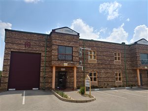 340 m² Commercial space in Randjespark