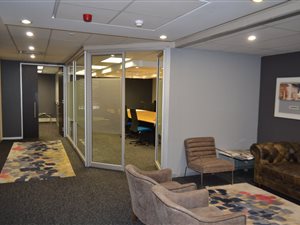 448 m² Commercial space in Menlo Park