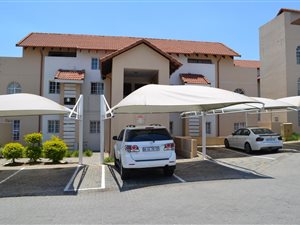 2 Bedroom Apartment in Erand Gardens