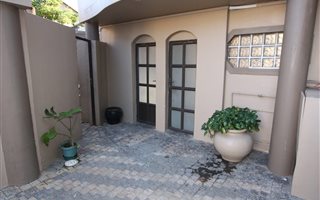 1.5 Bedroom Apartment in Glenashley