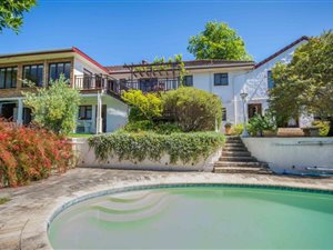 3 Bed House in Pearl Marina