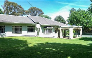 4 Bedroom House in Sandhurst