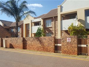 2 Bed Townhouse in Boardwalk Villas