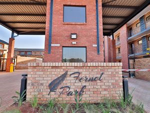 2 Bed Apartment in Mooikloof Equestrian Estate