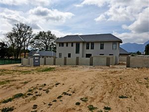 649 m² Land available in Klein Parys