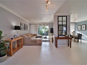 3 Bed House in Sunningdale