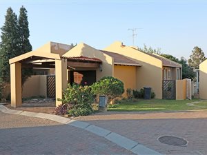 4 Bed House in Buccleuch