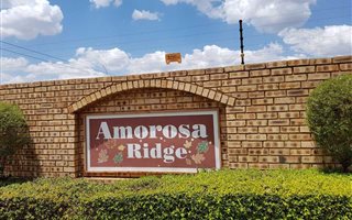 2 Bedroom Townhouse in Amorosa