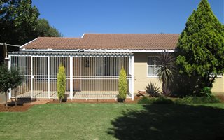 3 Bedroom House in Fauna