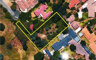 1842 m² Land available in Florida North