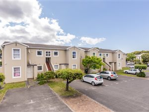 2 Bed Apartment in Kenilworth