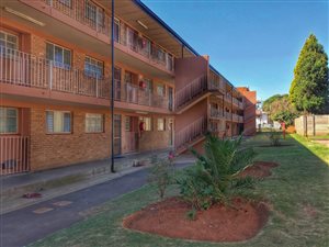 2 Bed Apartment in Crown Gardens