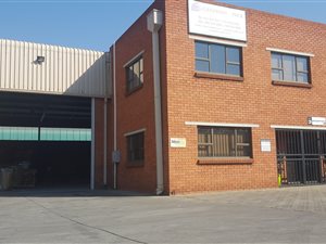 595 m² Industrial space in Wadeville