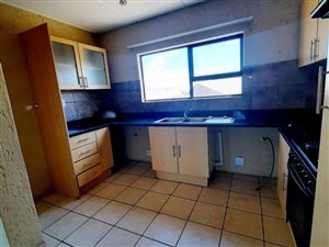 2 Bed Flat in Three Rivers