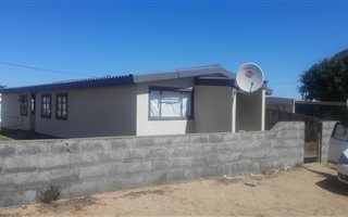 3 Bedroom House in Hondeklip Bay