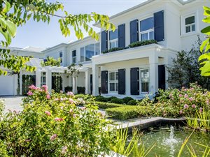 4 Bed House in Constantia Upper