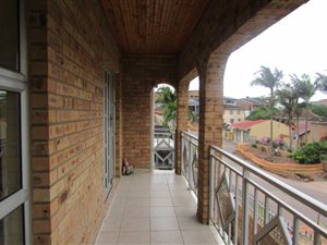 4 Bed House in Westcliff
