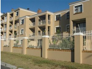 1 Bed Apartment in Bloubergstrand