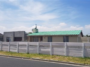 3 Bedroom House in Vanguard