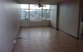 2 Bedroom Flat in Gezina