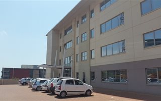213 m² Office Space in Ridgeside