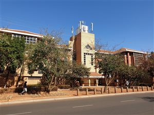 200 m² Commercial space in Hatfield