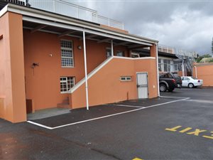 108 m² Commercial space in Somerset West Central