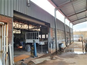 1352 m² Industrial space in Alberton