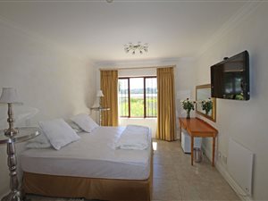 3 Bed Apartment in Keurbooms River