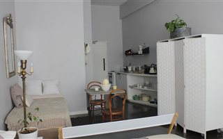 Bachelor apartment in City & Suburban (Maboneng)