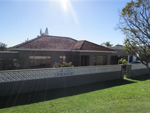 3 Bed House in Bonza Bay