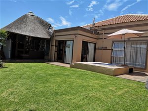 3 Bed Townhouse in Vereeniging Central