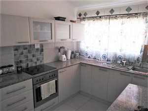 2 Bed Apartment in Wentworth