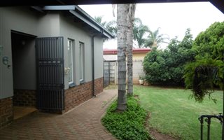 3 Bedroom House in Jan Niemand Park
