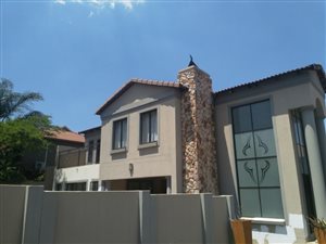 3 Bedroom House in Amberfield