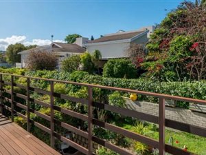 3 Bed Duplex in Somerset West Central