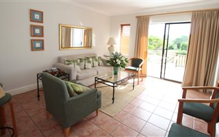 2 Bedroom House in Keurbooms River