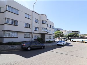 1.5 Bed Apartment in Umbilo