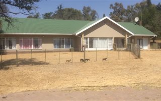 1149 ha Farm in Bethlehem