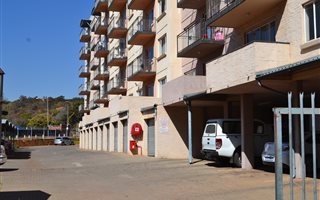 2 Bedroom Apartment in Weavind Park