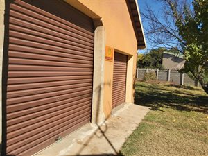 4 Bed House in Vaalpark