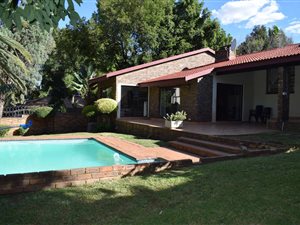 4 Bed House in Bordeaux