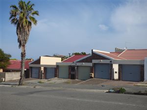2 Bed House in Quigney