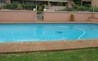 2 Bedroom Flat in Brighton Beach
