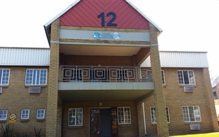 956 m² Industrial space in Kyalami